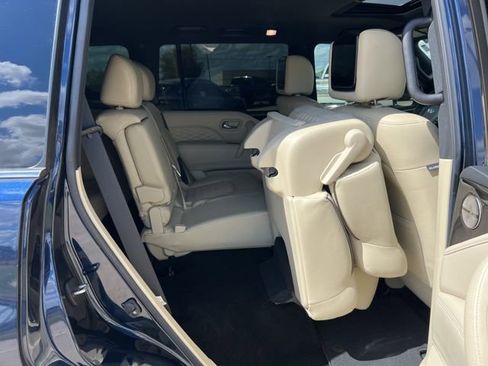 Used 2022 INFINITI QX80 Sensory w/ Cargo Package image 33