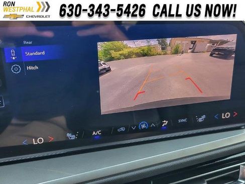 New 2025 Chevrolet Traverse LT image 14