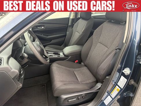Used 2024 Honda Accord EX image 11