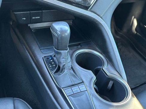 Used 2023 Toyota Camry SE image 20