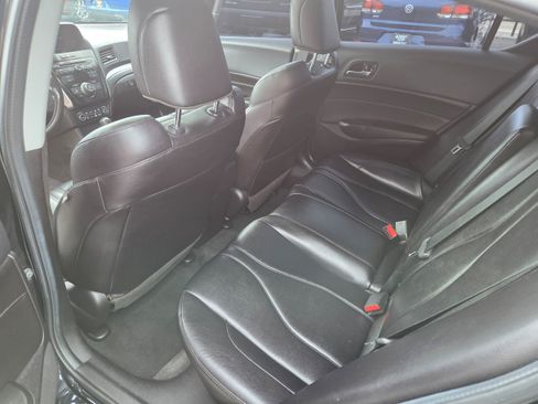Used 2019 Acura ILX FWD image 9