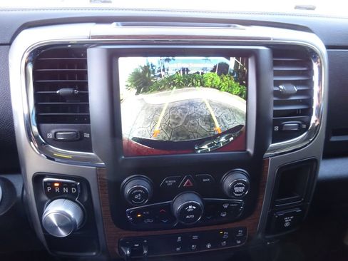Used 2019 RAM 1500 Laramie w/ Convenience Group RWD image 28