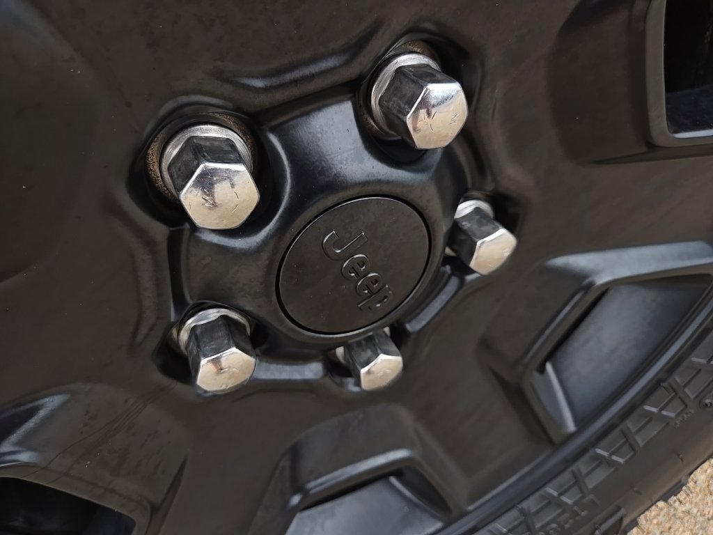 Used 2023 Jeep Gladiator Sport AWD/4WD image 33