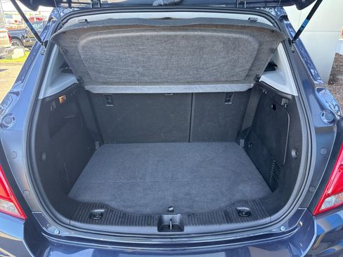 Used 2018 Chevrolet Trax LT w/ Driver Confidence Package AWD/4WD image 14