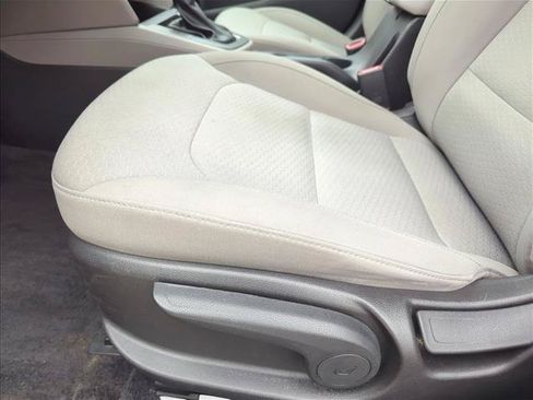 Used 2019 Hyundai Elantra SEL FWD image 11
