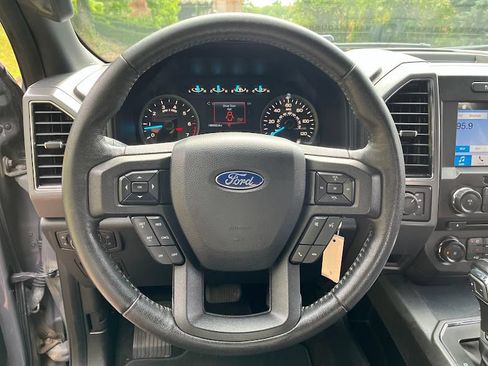 Used 2018 Ford F150 XLT w/ Equipment Group 302A Luxury AWD/4WD image 12