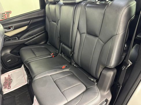 Used 2022 Subaru Ascent Limited w/ Technology Package AWD/4WD image 38