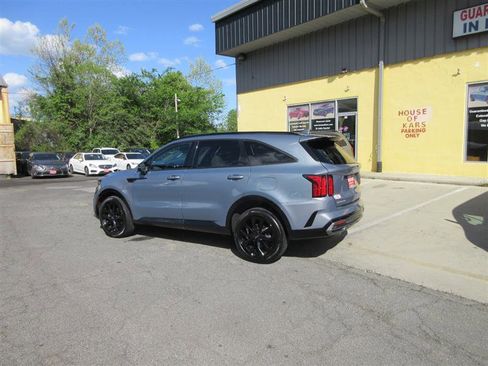 Used 2023 Kia Sorento SX AWD/4WD image 3
