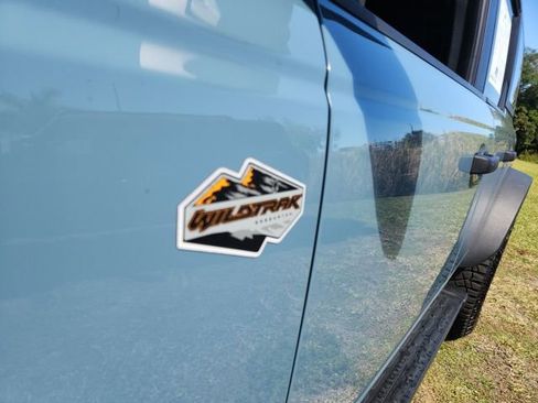 Used 2023 Ford Bronco Wildtrak image 8