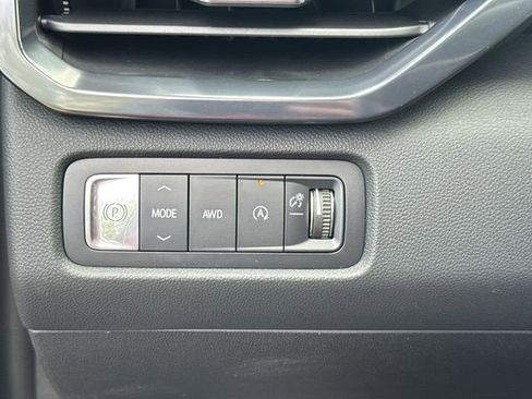 New 2026 GMC Acadia AT4 w/ LPO, Floor Liner Package image 18