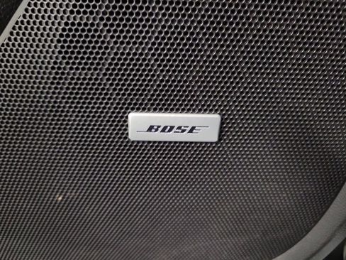 Used 2023 Chevrolet Traverse RS image 19