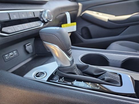 New 2025 Nissan Altima 2.5 S image 11