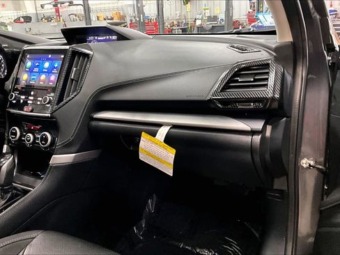 Used 2020 Subaru Forester Limited image 18