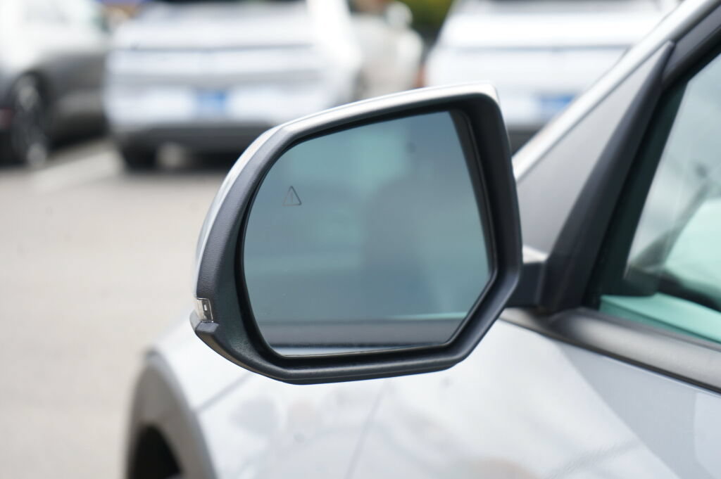 Certified 2024 Hyundai Ioniq 5 SE AWD/4WD image 13