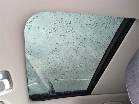 Certified 2023 Genesis Electrified GV70 Advanced image 19