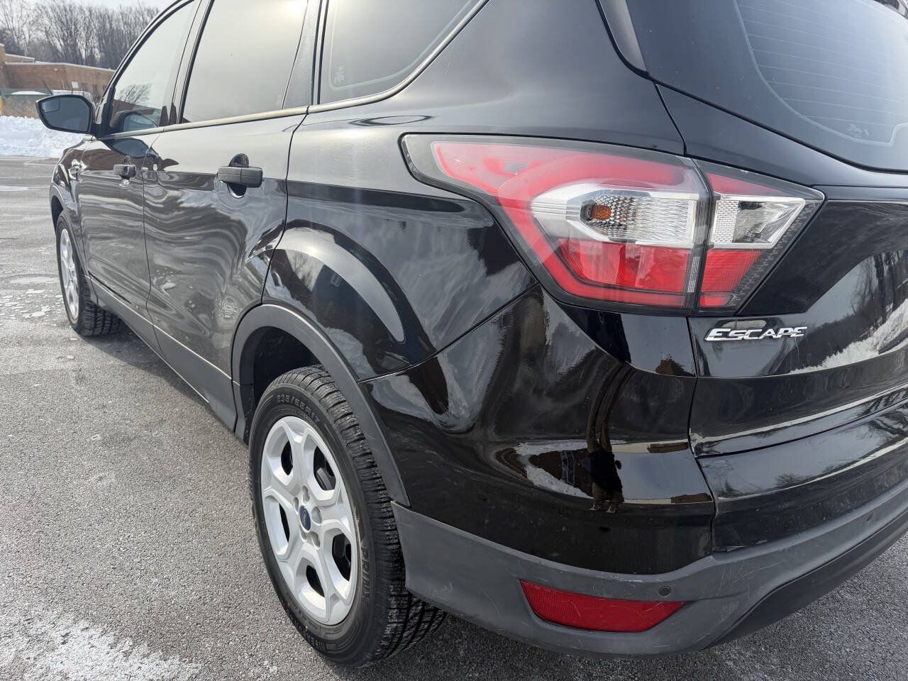 Used 2017 Ford Escape S FWD image 13