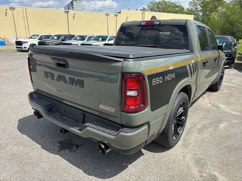 New 2026 RAM 1500 4x4 Crew Cab image 6