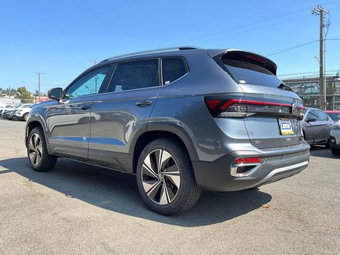 New 2026 Volkswagen Taos SE AWD/4WD image 6