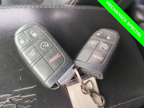 Used 2015 Dodge Durango Limited w/ Nav & Power Liftgate Group image 46