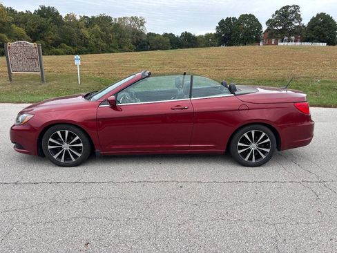 Used 2012 Chrysler 200 S image 7