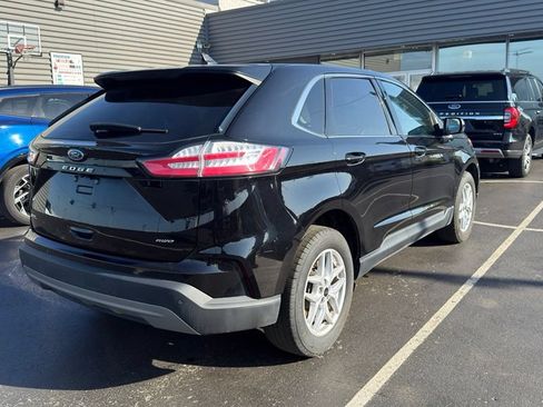Used 2024 Ford Edge SEL AWD/4WD image 5