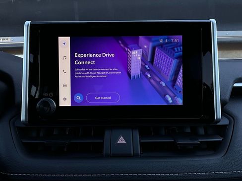 Used 2025 Toyota RAV4 XLE image 30