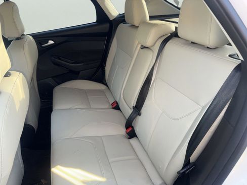 Used 2017 Ford Focus Titanium w/ Titanium Technology Package image 16