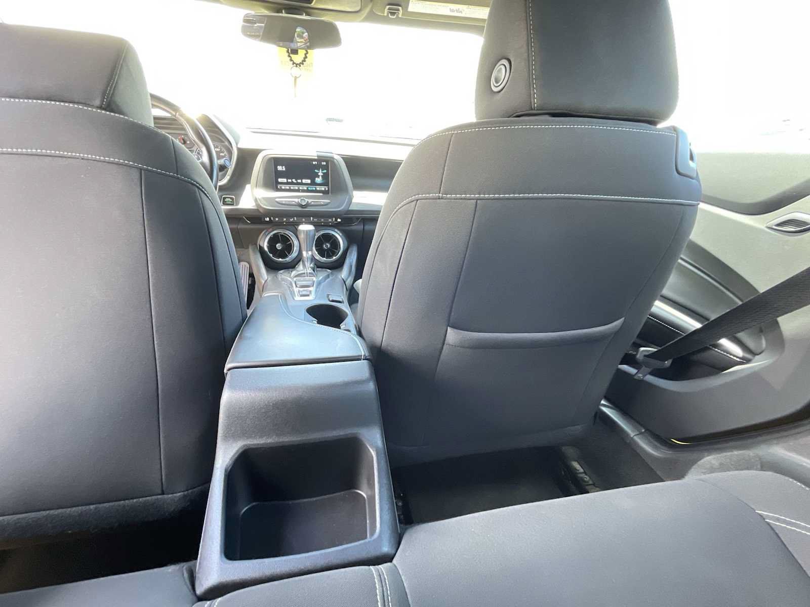 Used 2018 Chevrolet Camaro LT RWD image 21