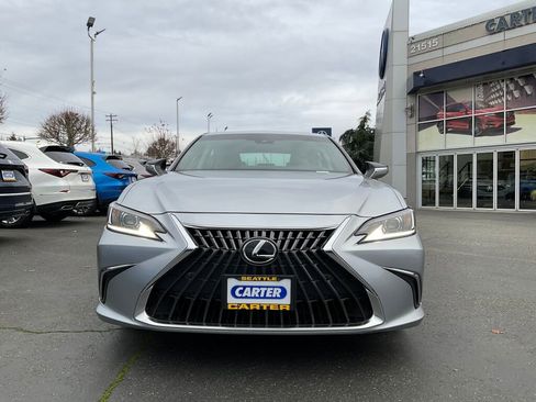 Used 2024 Lexus ES 250 250 image 2