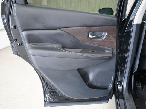 Used 2019 Nissan Murano Platinum w/ Cargo Package FWD image 36