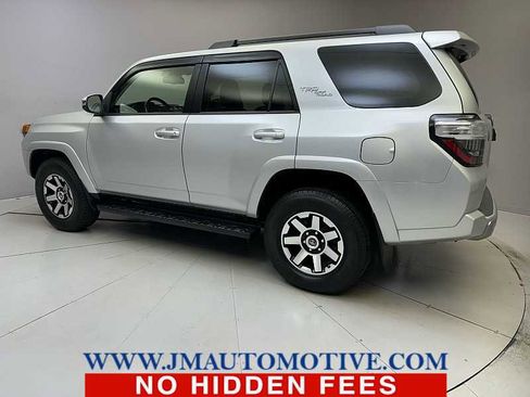 Used 2020 Toyota 4Runner TRD Off-Road Premium image 3