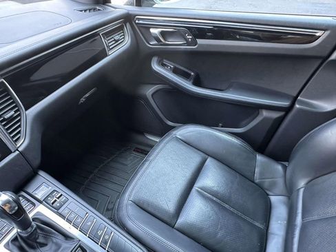 Used 2016 Porsche Macan S AWD/4WD image 30