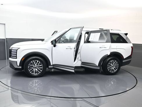 Certified 2026 Hyundai Palisade SEL FWD image 32