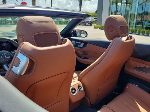 Used 2023 Mercedes-Benz E 450 Cabriolet image 17