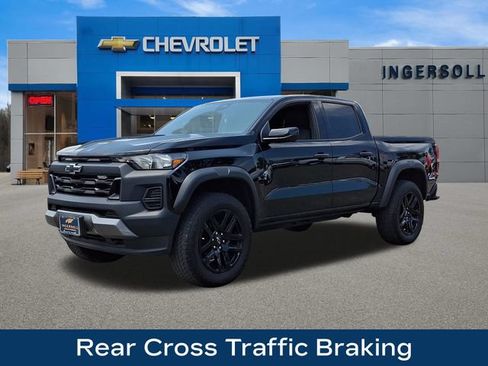 Used 2024 Chevrolet Colorado Trail Boss w/ Technology Package AWD/4WD image 34