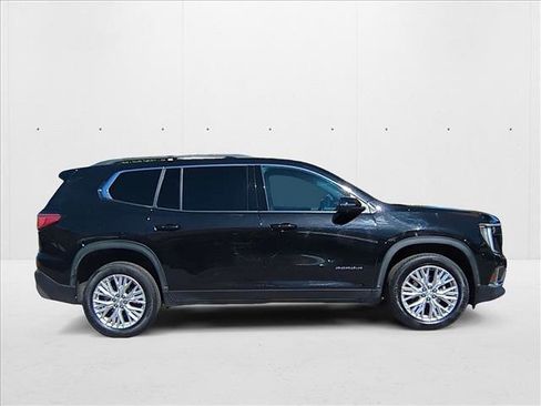 Used 2024 GMC Acadia Elevation image 4