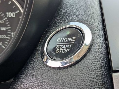 Used 2021 Ford EcoSport SE w/ SE Convenience Package FWD image 28