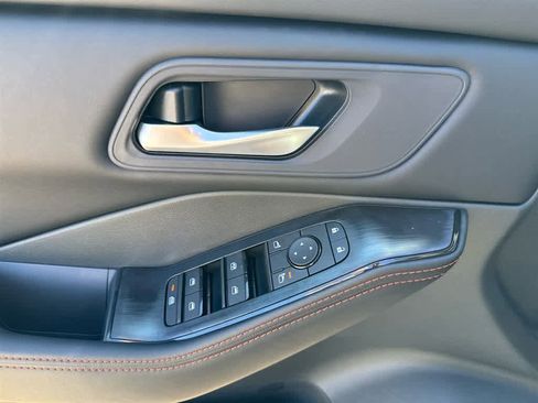 New 2026 Nissan Rogue SV image 10