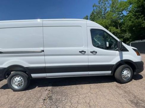 New 2026 Ford Transit 250 148 Medium Roof Extended AWD image 9
