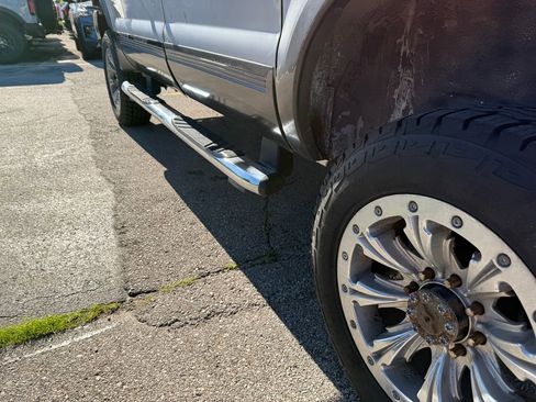 Used 2004 Ford Excursion 4WD image 16