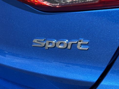 Used 2017 Hyundai Elantra Sport FWD image 10