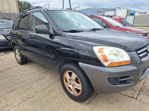 Used 2008 Kia Sportage LX image 2