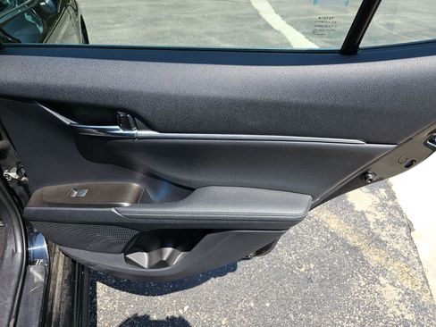 Used 2023 Toyota Camry XSE FWD image 16