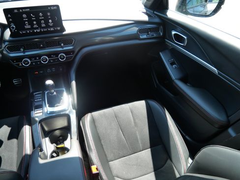 Certified 2025 Acura Integra Type S FWD image 11
