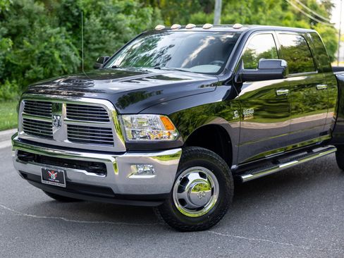 Used 2011 RAM 3500 Big Horn AWD/4WD image 3