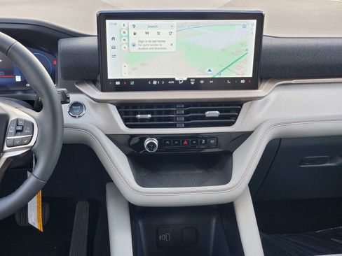 New 2026 Ford Explorer Active w/ Active Comfort Package image 28