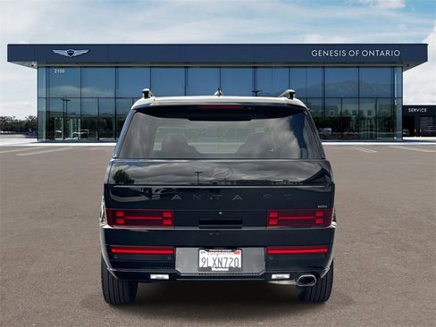 Used 2024 Hyundai Santa Fe Calligraphy image 3