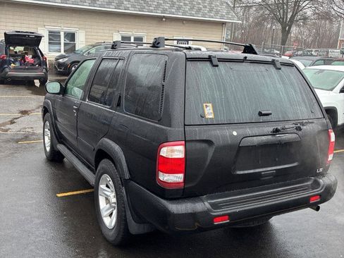 Used 2003 Nissan Pathfinder LE image 3