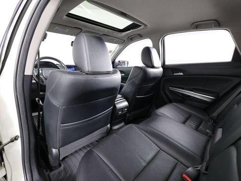 Used 2013 Honda Crosstour EX-L image 14