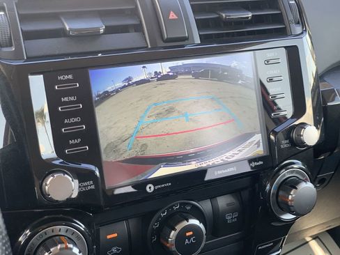 Used 2024 Toyota 4Runner TRD Off-Road Premium image 12